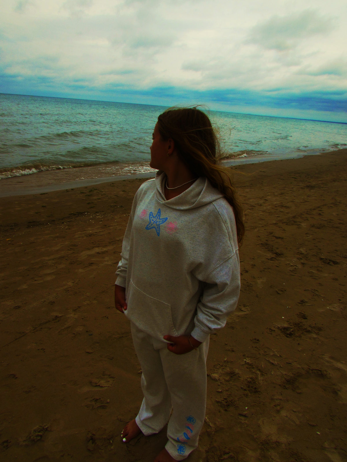 Beach days hoodie in cloudy paradise