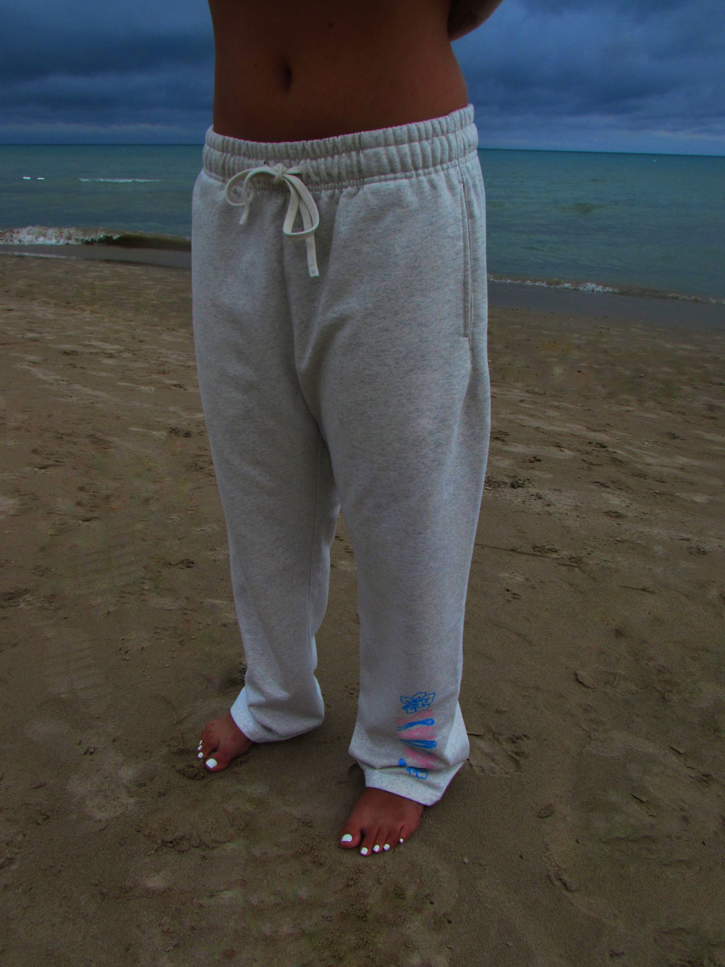 Beach days sweatpants in cloudy paradise