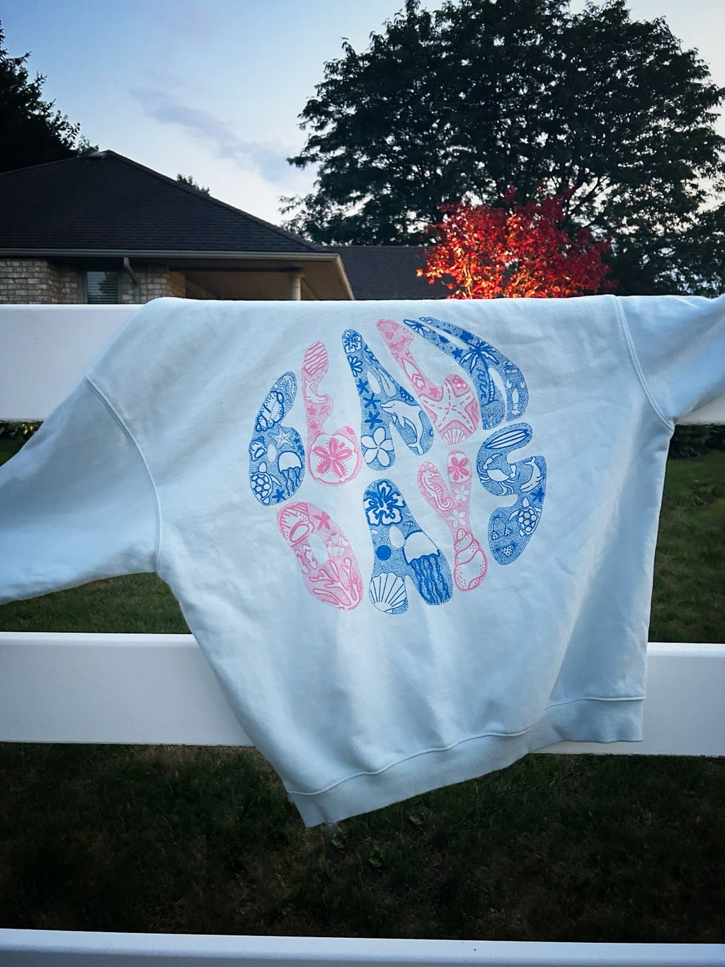 Beach days hoodie in sea breeze