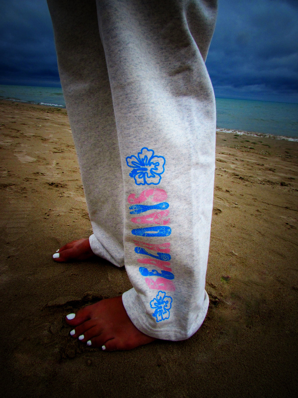Beach days sweatpants in cloudy paradise