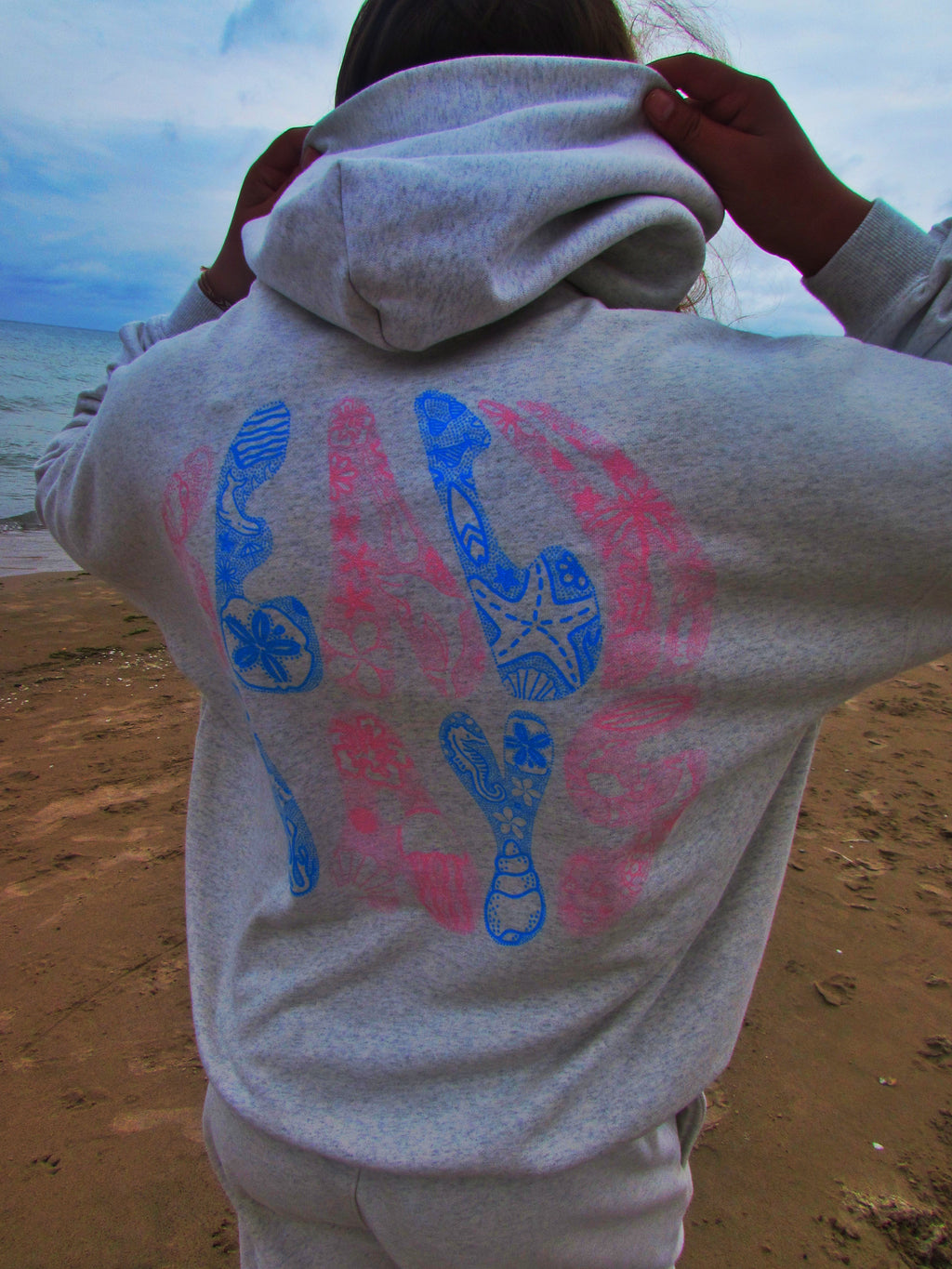 Beach days hoodie in cloudy paradise