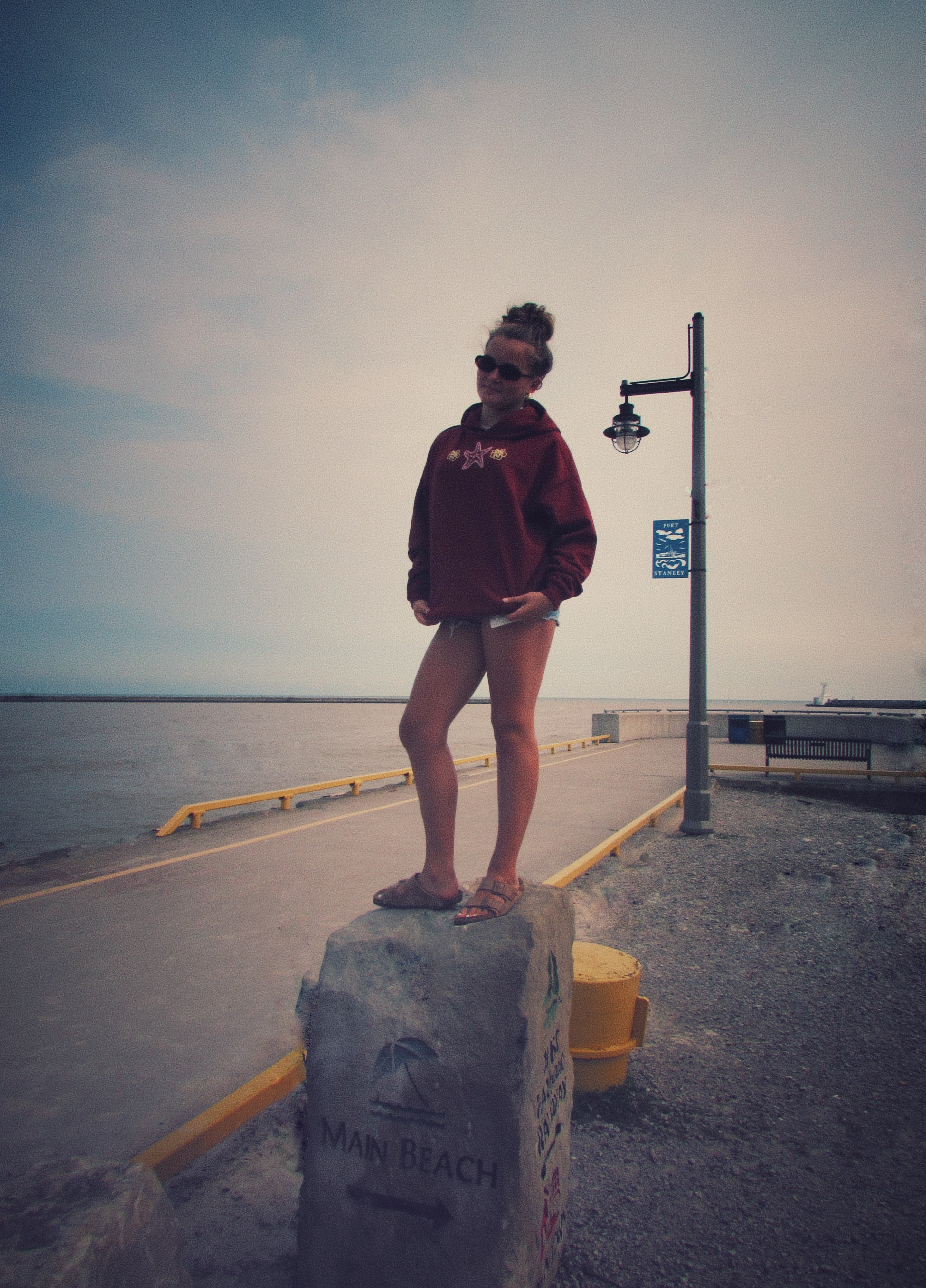 Beach days hoodie in sunset bonfire
