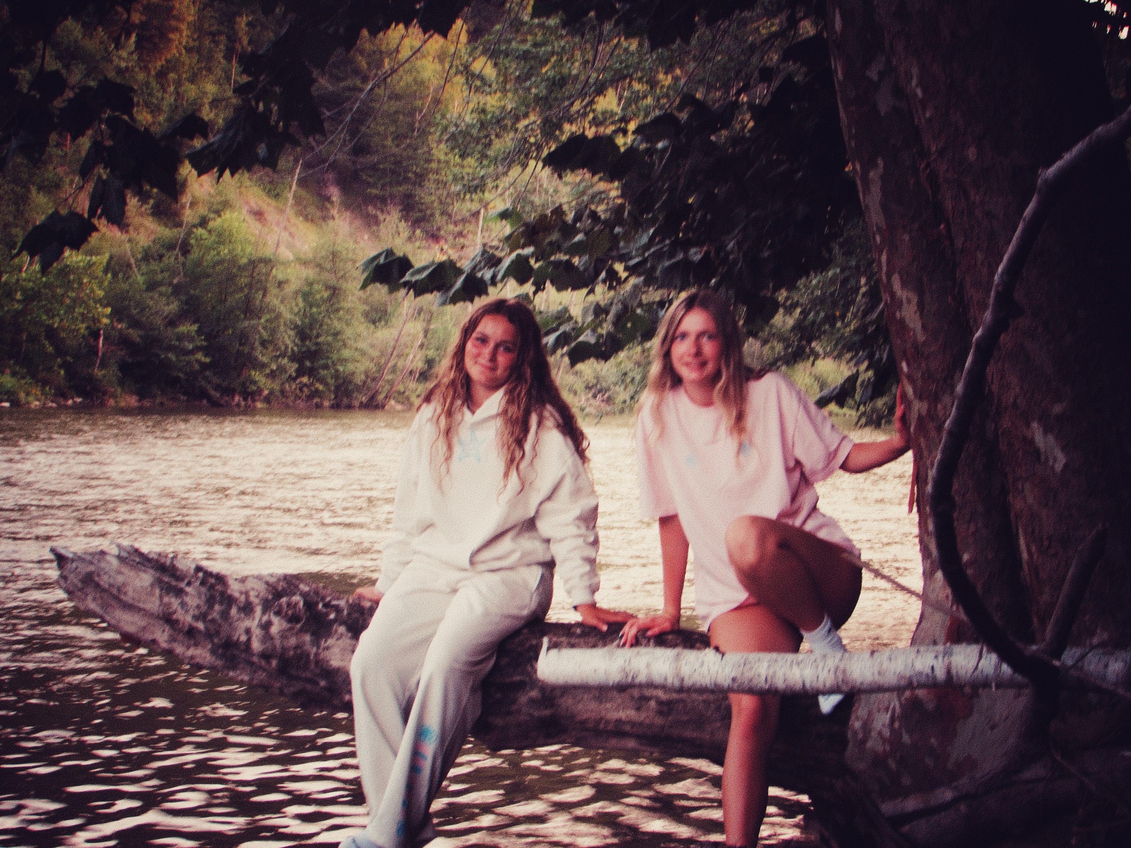 Beach days sweatpants in cloudy paradise