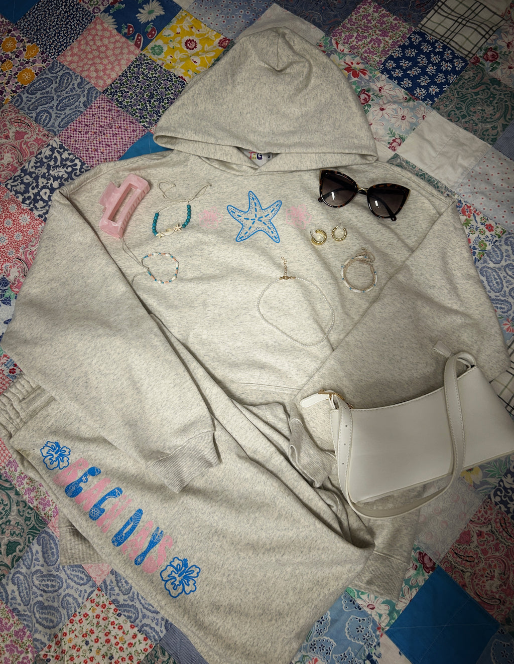 Beach days hoodie in cloudy paradise